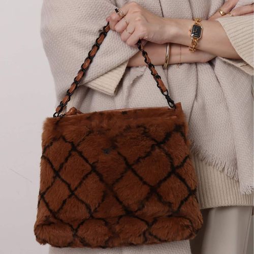 VINTAGE CHANEL/シャネル】チェーンセミショルダーバッグ fur