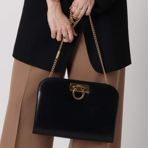Salvatore Ferragamo フェラガモ バングル - メルカリ