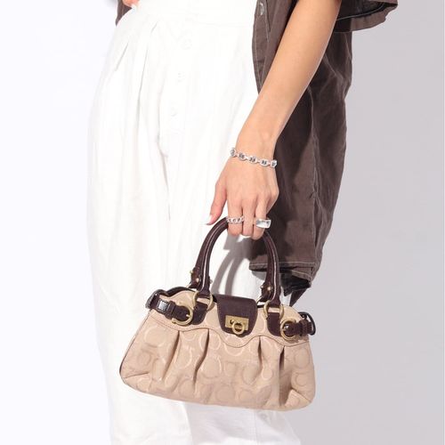 P*e様 フェラガモ Ferragamo Gancini FERRAGAMO（フェラガモ） 財布 長財布 ガンチーニ オーガナイザー