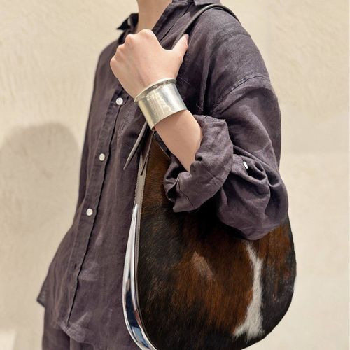 BENEDETTA BRUZZICHES/ベネデッタ ブルッツィケス】CALF HOBO