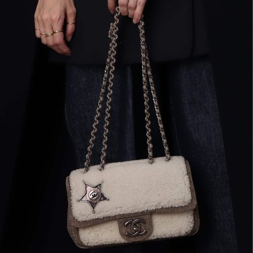 VINTAGE CHANEL/シャネル】Paridalas チェーンショルダーバッグ mouton