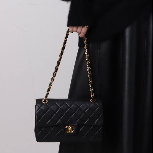 VINTAGE CHANEL/シャネル】 Matelasse チェーンショルダーバッグ 23