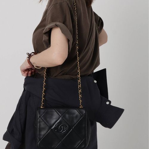 シリアルシール付き正規品シャネル　パテントバック　ウェスト　ショルダー シリアルシール付き正規品シャネル パテントバック ウェスト