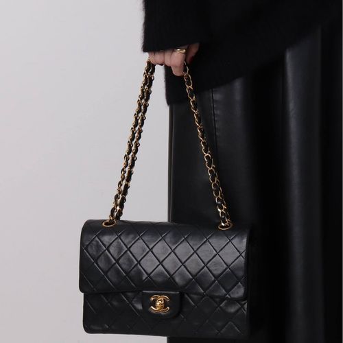 VINTAGE CHANEL/シャネル】 Matelasse チェーンショルダーバッグ 25