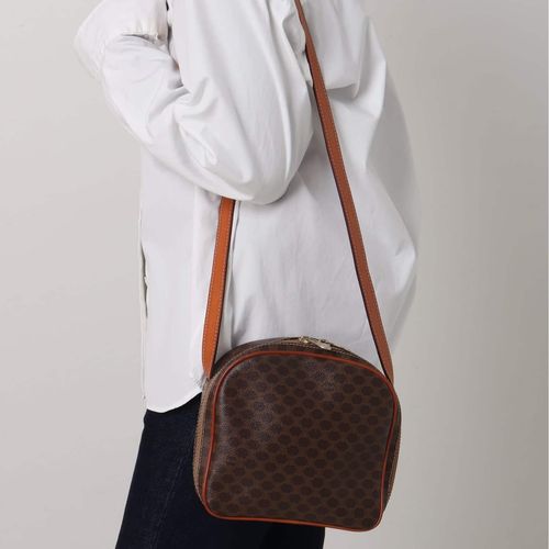 ヴィンテージ CELINE バッグ ショルダーバッグ ハンドバッグ ブラウン 中古・古着通販】CELINE (セリーヌ) ショルダーバッグ ブラウン