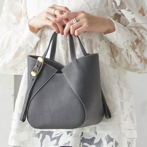 TOFF&LOADSTONE:WRAP TOTE Lt.SHRINK M｜ SHIPS 公式サイト