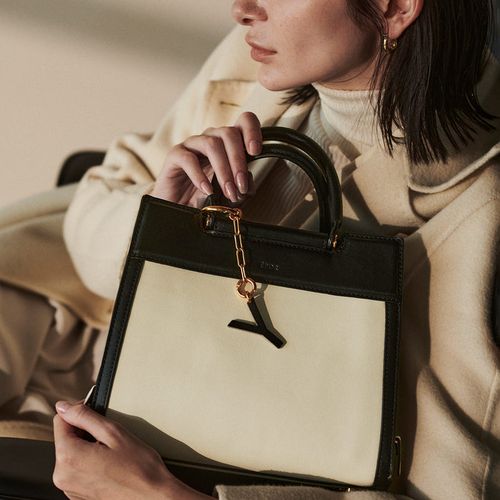 ロペ　rope ハンドバッグ　グレージュ 極美品 ROPE' ロペ リアルレザーナローベルトミドルバッグ