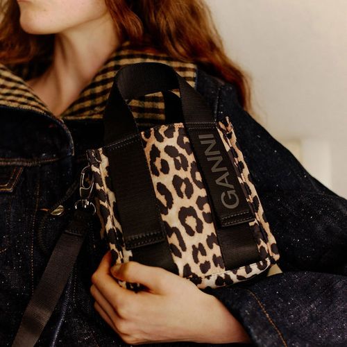 ADAM ET ROPÉ FEMME(アダム エ ロペ ファム) / GANNI 別注 Recycled