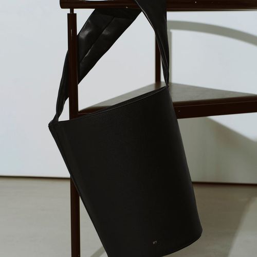 PFT(パフト) / PFT Fuka bucket Medium (バッグ / ショルダー