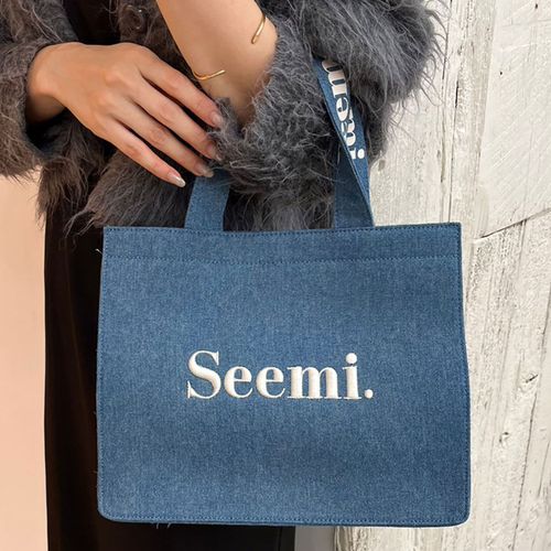 いなみー　705GP グラニ×ネイビー トートバッグ最終お値下げしました Donguri Closet】魔女の宅急便 フラワーリースの刺しゅうシリーズ