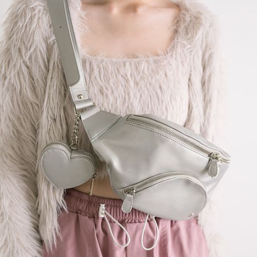 READYMADE ボディポーチ オリーブ ハートポーチ付ボディーバッグ | OLIVE des OLIVE(オリーブ デ