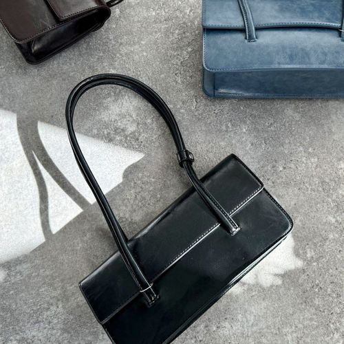 ロングハンドルフラップバッグ | FREDY & GLOSTER(フレディ アンド  