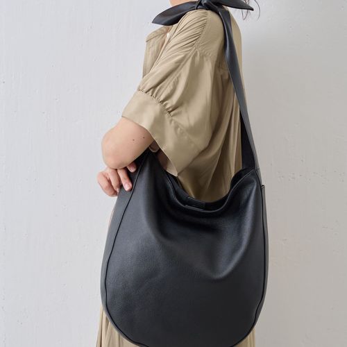 BEARDSLEY ビアズリー 3WAY コート ライナー リボン ボア リブ BEARDSLEY（ビアズリー）の「中綿BIGポンチョコート（その他