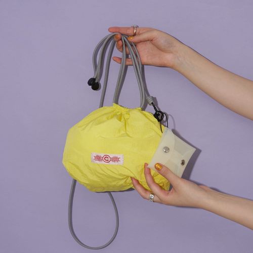 ポーチチャーム付きナイロンショルダーバッグ | CIAOPANIC(チャオ