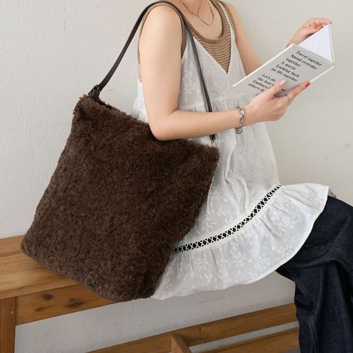 大容量◎/秋冬ムード高まる♪】ボアビッグショルダーバッグ《詳細動画