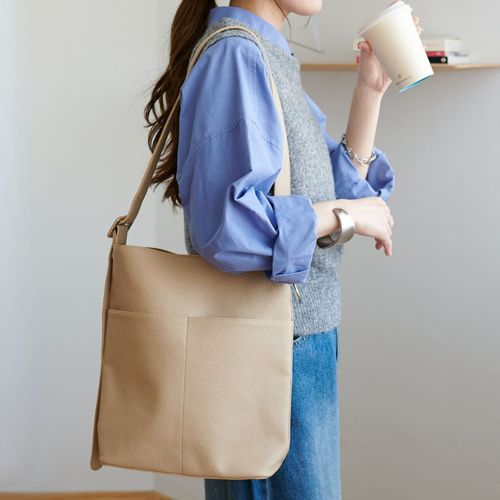 山くるみ ショルダーバッグ DCZ1052212A0003_1.jpg