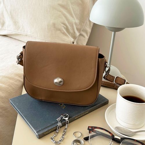 ニュアンス金具フラップショルダーバッグ | DISCOAT(ディスコート