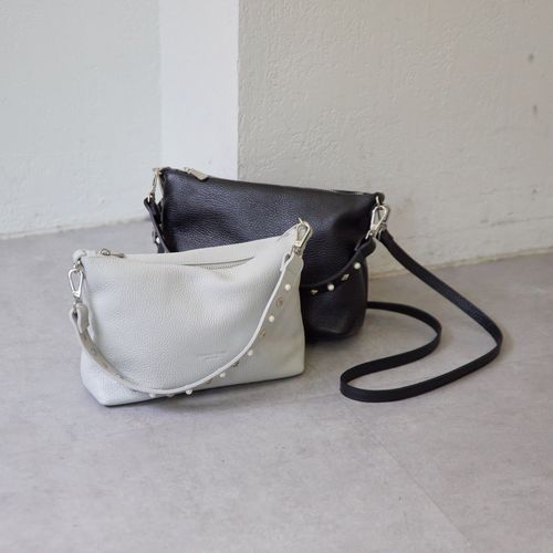 未使用 PelletteriaVenetaペレッテリア ベネタ ショルダーバッグ Pelletteria Veneta（ペレッテリア べネタ）】スタッズ×パール