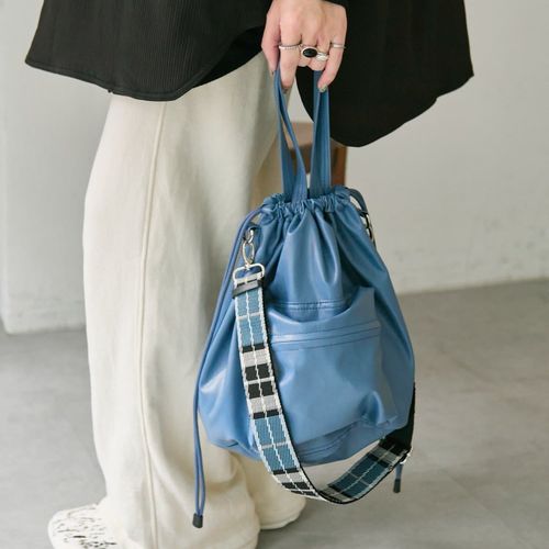 アウトポケット巾着ショルダーバッグ | ear PAPILLONNER(イア パピヨネ