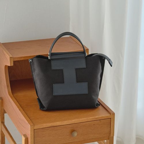 未使用級✨イアクッチ ソルベット S ハンドバッグ 2way グレージュ レザー 未使用級✨イアクッチ ソルベット S ハンドバッグ 2way