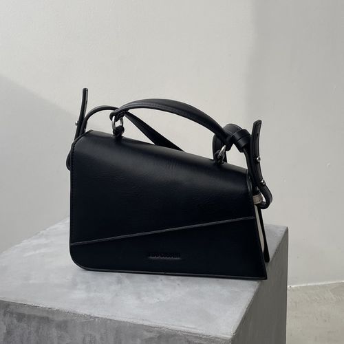 WEB限定】〈ADD CULUMN/アドカラム〉ANGLE ショルダーバッグ