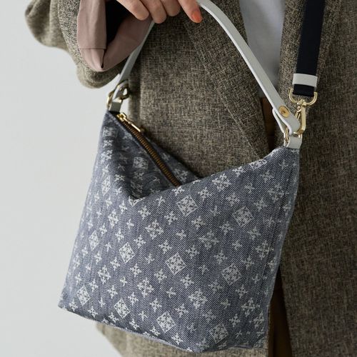 美品 ラシットショルダーバッグ 斜め掛け ボストンバッグ 総柄 ゴールド金具 鞄 ラシット ショルダーバッグ 斜めがけのおすすめ人気商品一覧
