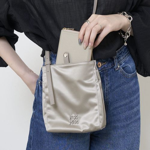 超美品ラシット長財布入るセンターシームレザーショルダーバッグ 超美品ラシット長財布入るセンターシームレザーショルダーバッグ