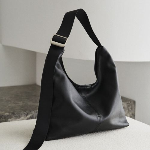 【美品】ラシット　russet レザーバッグ　モノグラム　ハンドバッグ レザーホーボーバッグ M | russet(ラシット)レディース | PAL CLOSET