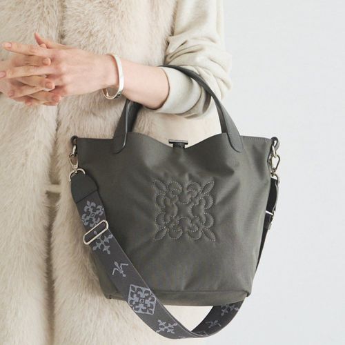 russet ラシット コーデュラナイロン 2WAYバッグ 楽天市場】コーデュラナイロン 2WAYトートバッグ russet ラシット