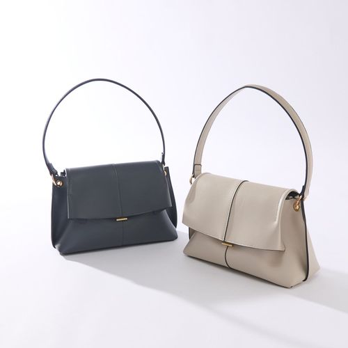 PHILIPPE CHARRIOL フォーマル 2way バッグ ゴールド金具 PHILIPPE CHARRIOL フィリップ・シャリオール FE32 フォーエバー