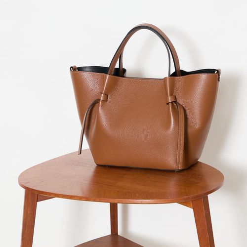 WEB限定】MILOS(ミロス) シュリンクレザーノットデザイントートバッグ