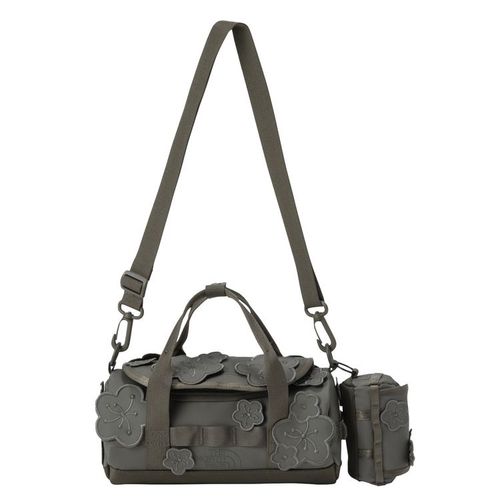 セシリーバンセン ベースキャンプクラッチ green【未使用】 NM82507CB_1.jpg