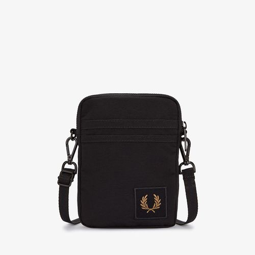 Nylon Badge Small Side Bag(1SZ 102：BLACK): | FRED PERRY