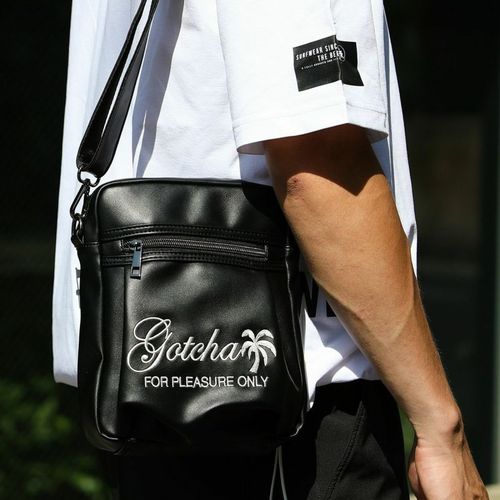 GOTCHA] PU ショルダーバッグ | PEET ONLINE STORE