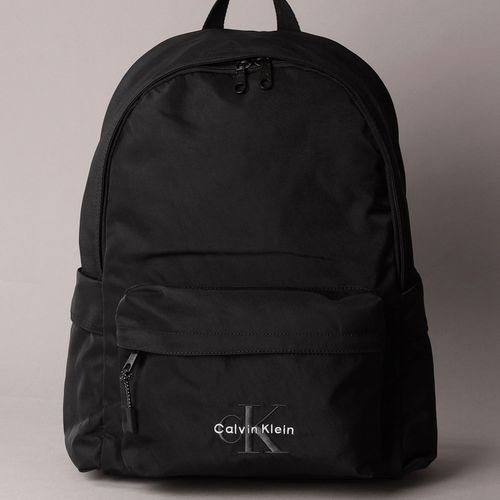 極美品 カルバンクライン リュック ナイロン バックパック ロゴ 極美品 カルバンクライン リュック ナイロン バックパック ロゴ