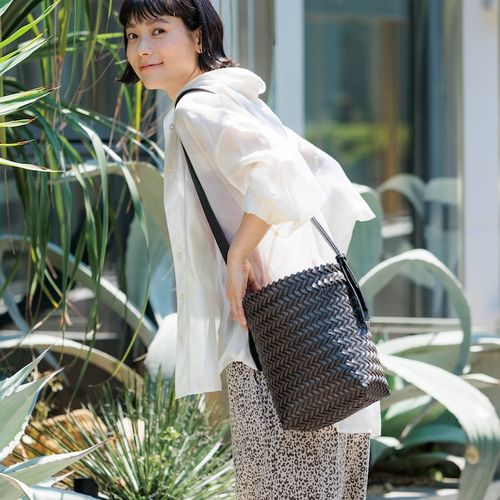 極美品 ヴィンテージ デッドストック 竹 編み ボルドー かごショルダーバッグ 極美品 ヴィンテージ デッドストック 竹 編み ボルドー かご