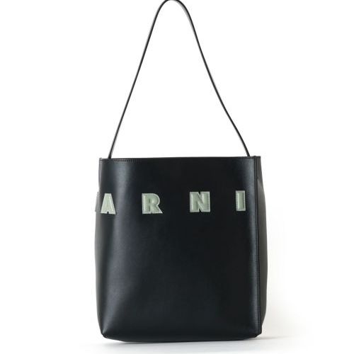 MARNI(マルニ)】 ブラック ホワイト レザー製 Museo スモール