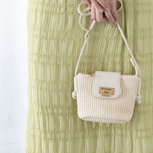 雑材ミニショルダーバッグ《2025summer catalog item》(オフ 雑材ミニショルダーバッグ《2025summer catalog item》(オフ