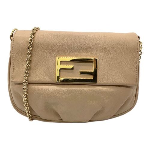 Fendi ショルダーバッグ ベージュ Fendi ショルダーバッグ ベージュ