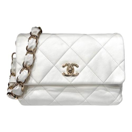 中古・古着通販】CHANEL (シャネル) シャネル19 ホワイト｜ブランド