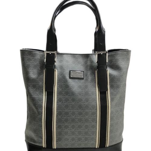 【サルヴァトーレ・フェラガモ】ガンチーニ　モノグラム　トラベル　トートバッグ 中古・古着通販】Salvatore Ferragamo (サルヴァトーレ フェラガモ