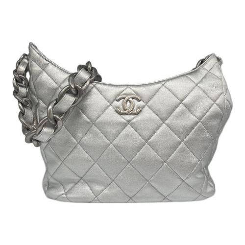 CHANEL シルバー ビーズショルダーバッグ 中古・古着通販】CHANEL (シャネル) ホーボー ショルダーバッグ