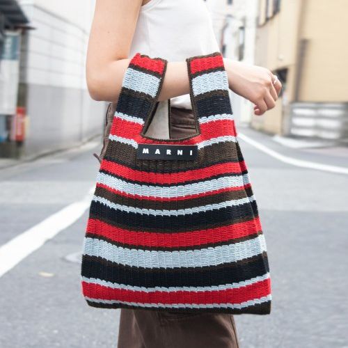 【新品 未使用】マルニ アクリルコットン フィッシュバッグ ナイトブルー マルニ MARNI バッグ （ブルー） - ファッション通販 MAGASEEK(マガシーク)