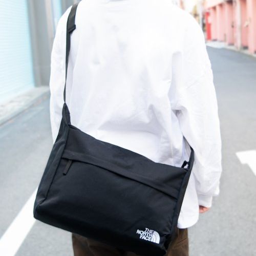 THE NORTH FACE ノースフェイス WHITE LABEL ホワイトレーベル 韓国限定 WL HOBO BAG L 斜めがけ ショルダー  バッグ A4(505825745) | ザノースフェイス(THE NORTH FACE) - d fashion