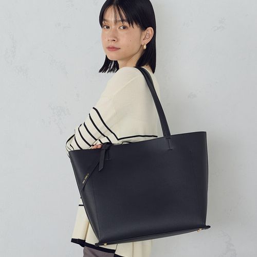 MONO COMME CA トートバッグ MONO COMME CA トートバッグ ロゴプレートトート レディース