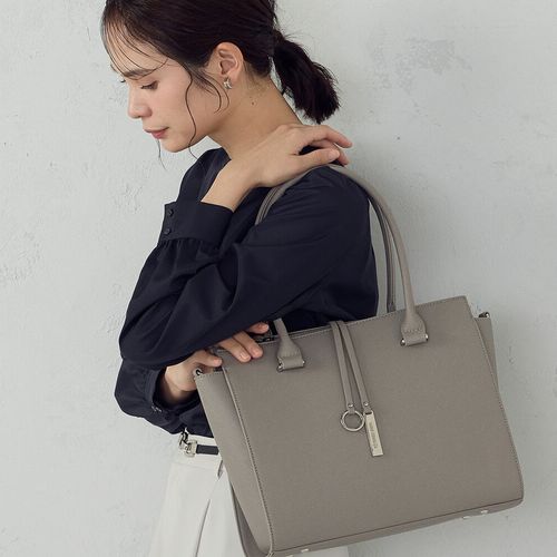 ロゴプレートトート（95-20BO22-206）｜モノコムサ（MONO COMME CA