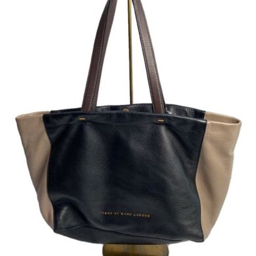 MARC BY MARC JACOBS スモールカーゴ トートバッグ | フリマアプリ ラクマ