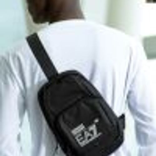 EMPORIO ARMANI EA7(イーエーセブン)ボディバッグ/ショルダーバッグ