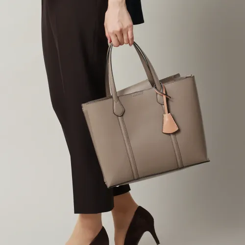 WEB限定／トートバッグ／フェイクレザー／キーリング付き | SUIT