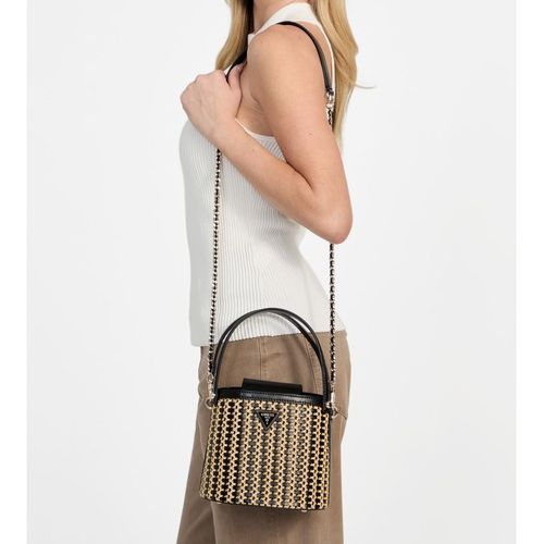 【正規品・新品・未使用品・商品タグ付き】 guessユニセックス ボディーバッグ ATALIA Crossbody Bucket クロスボディバッグ | GUESS(ゲス